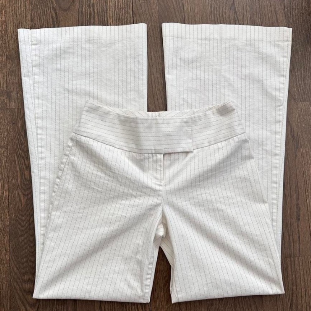 low rise pinstriped bootcut pants in size 5!!